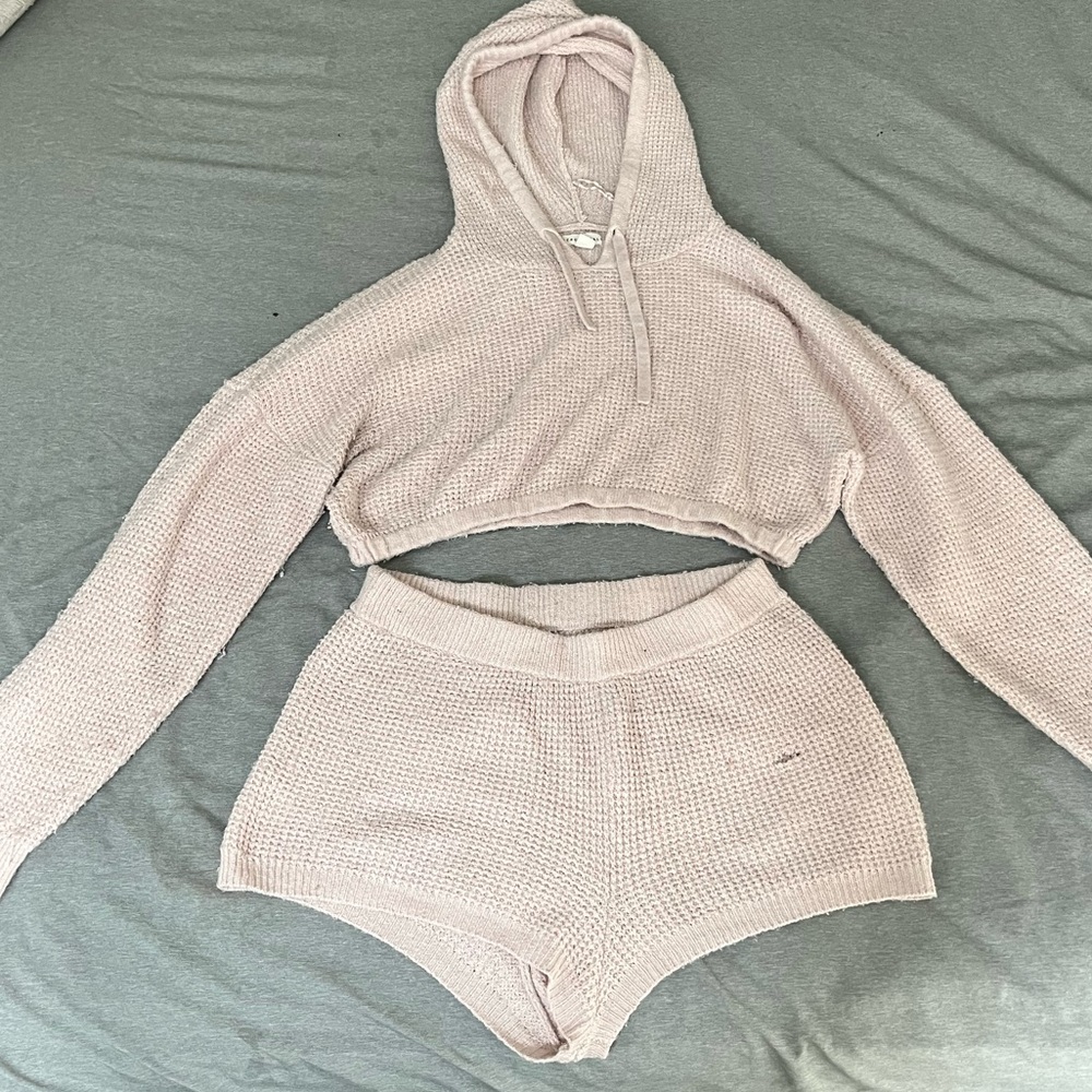 FUN AEROPOSTALE CLOUD PINK TWO PIECE FOR SALE!! 🌸🌸🌸